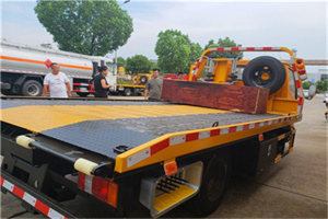 二里庄附近拖车电话号码服务