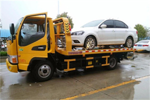 二里庄附近拖车救援24小时服务热线